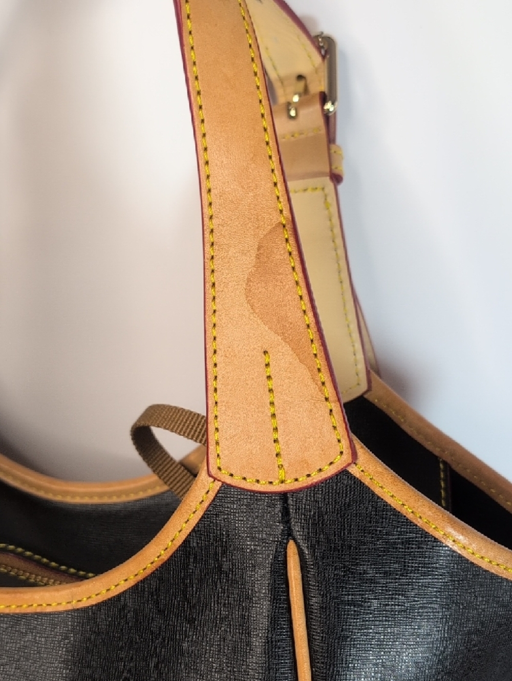 Dooney & Bourke Maddie Leather Tote Satchel - Picture 3 of 13